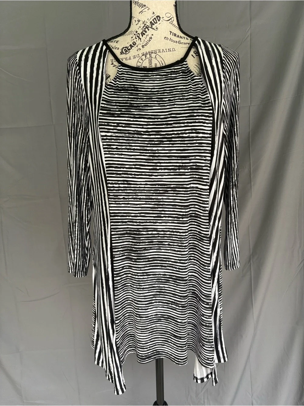 Pretty Woman Asymmetrical Tunic 3/4” Sleeve Black and White Striped